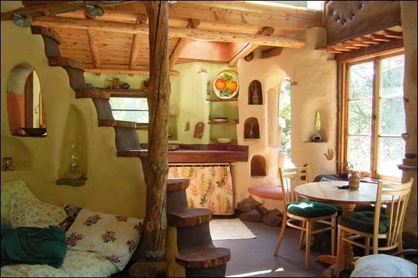 bioconstruccion interior casa de barro