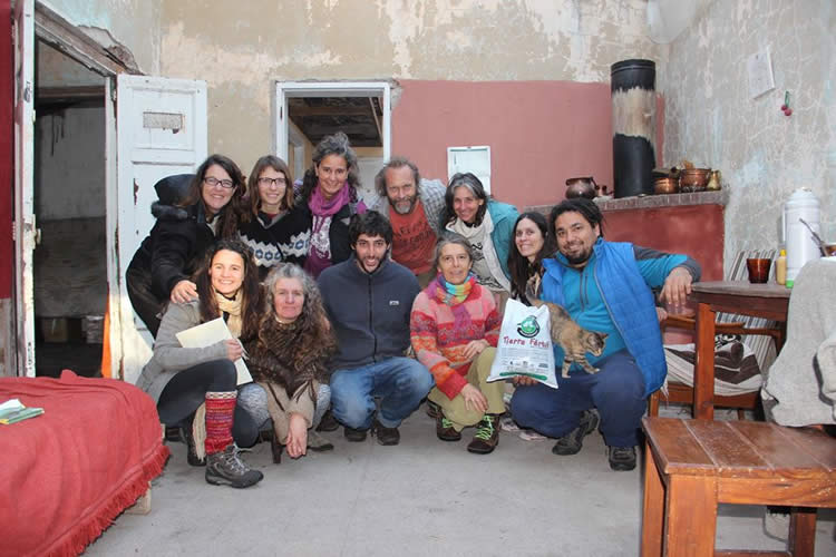 voluntarios escuela agricola claromeco