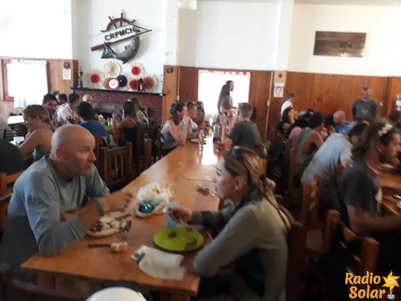 almuerzo escuela sustentable mar chiquita